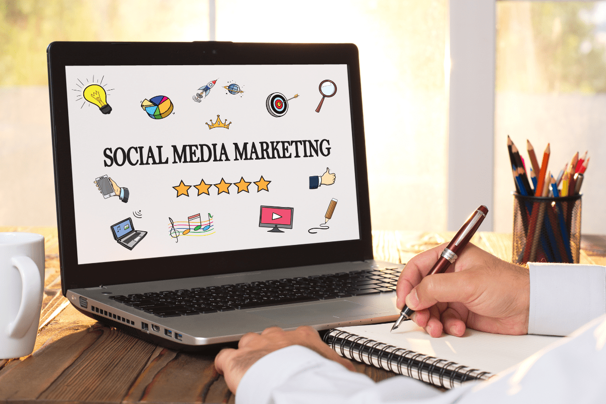 Read more about the article What is Social Media Marketing Course